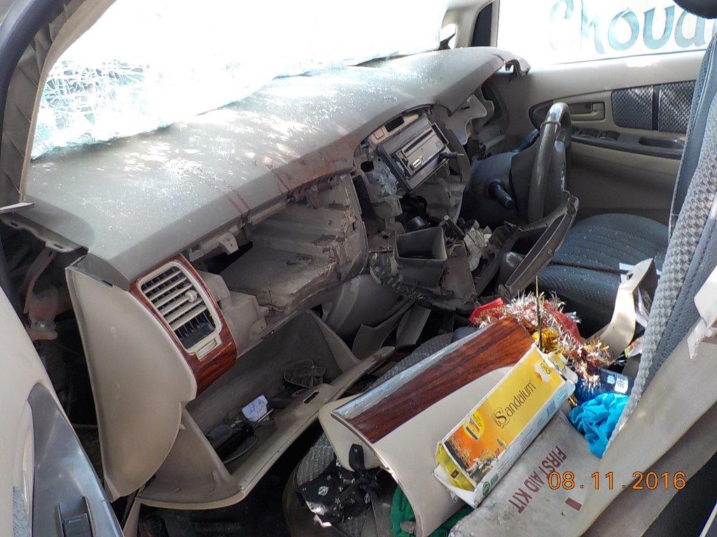 INNOVA-G4-DIESEL 2005 picture 4