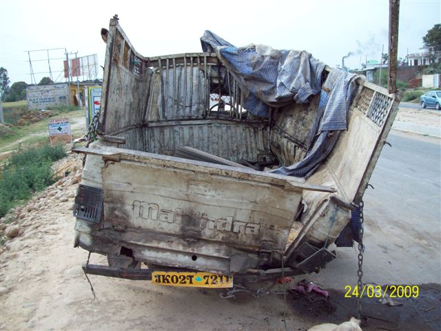 OTHERS 2003 picture 9