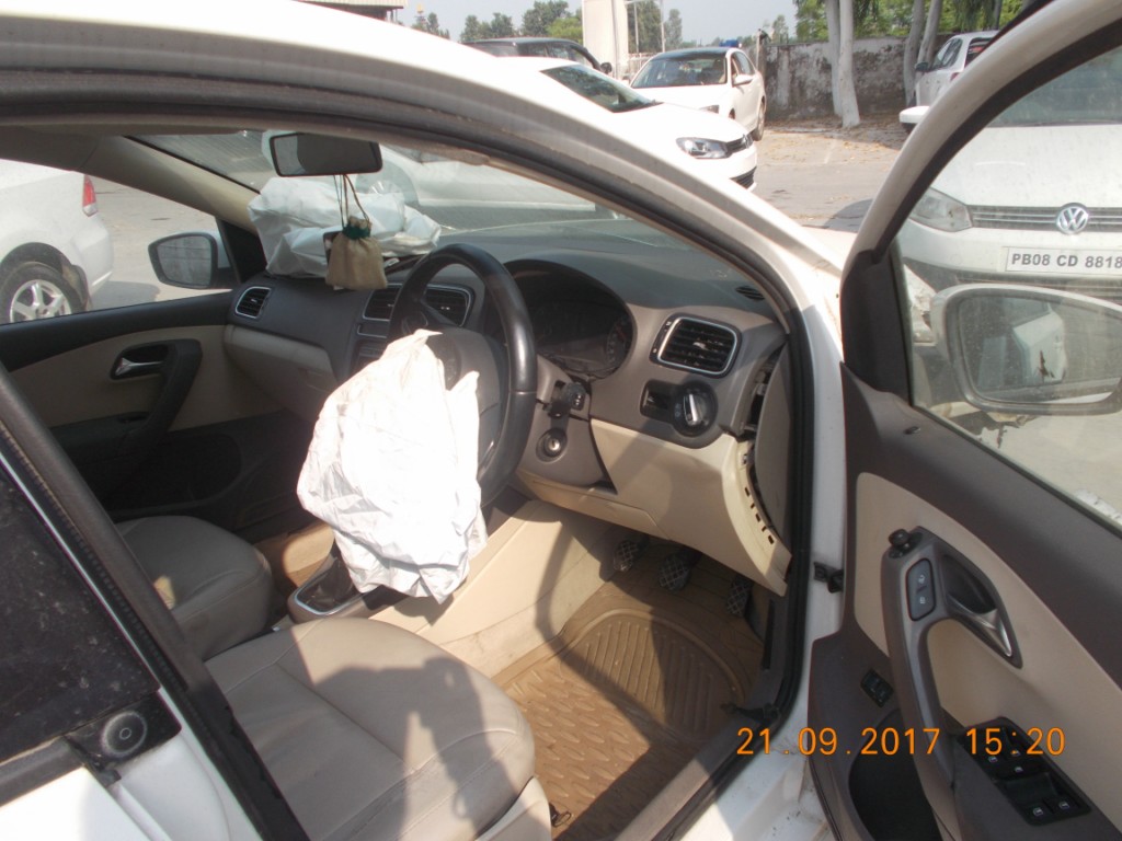 VENTO 2012 picture 7