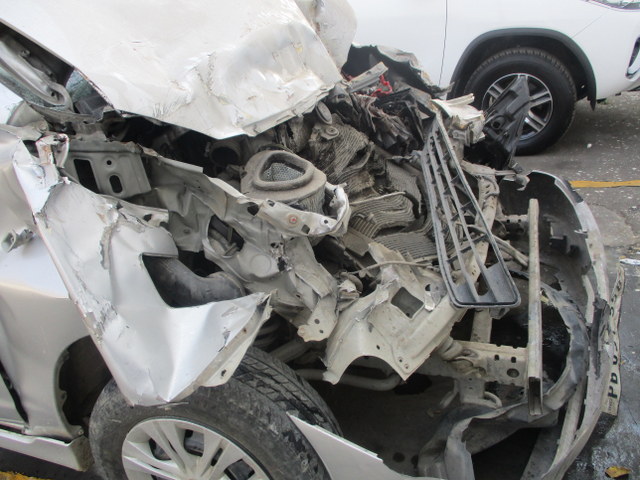 INNOVA-E-DIESEL 2012 picture 5