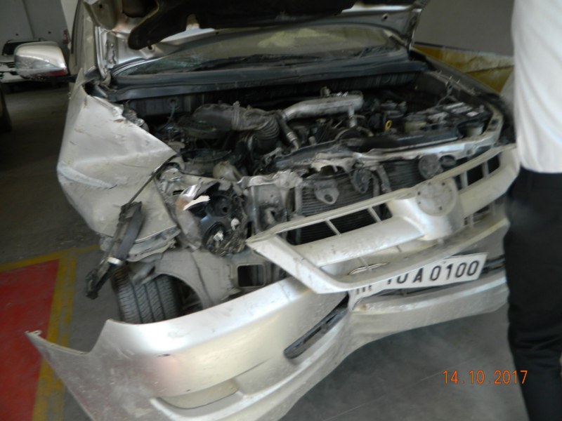 INNOVA-V-DIESEL 2005 picture 1