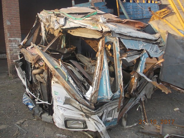1613TC 2009 picture 1