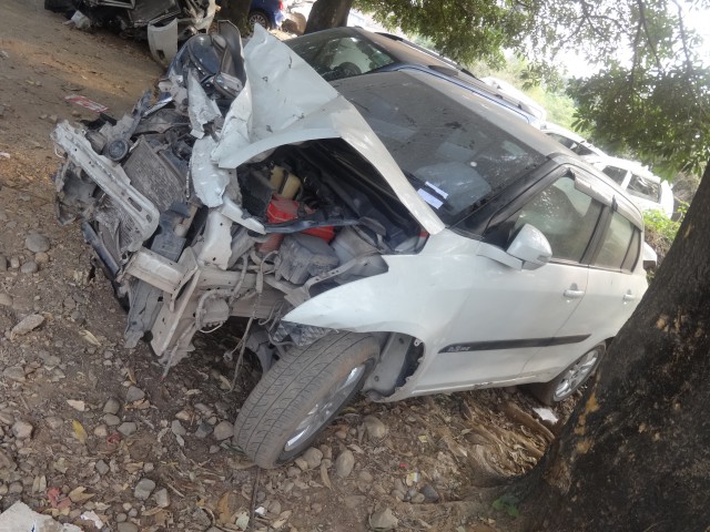 SWIFT-DZIRE-ZDI 2012 picture 4
