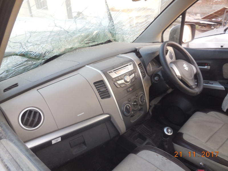 WAGON-R 2013 picture 2