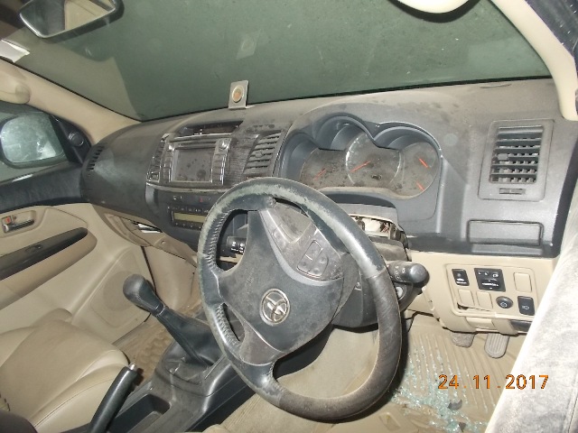 FORTUNER-3.0MT 2014 picture 2