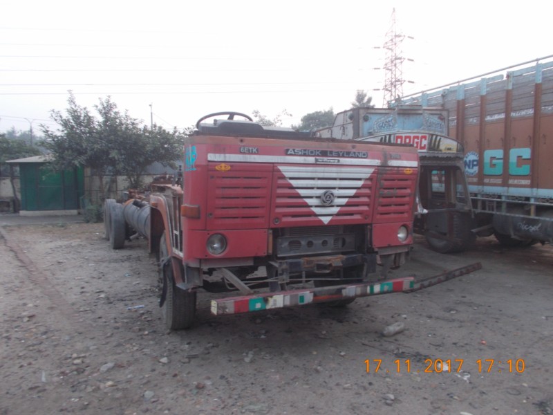 ASHOK-LEYLAND 2013 picture 7