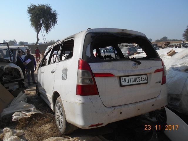 INNOVA-E-DIESEL 2015 picture 9