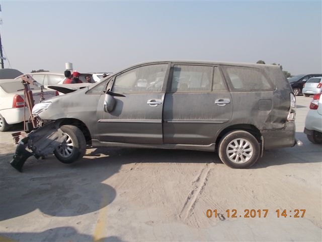 INNOVA-V-DIESEL 2013 picture 2