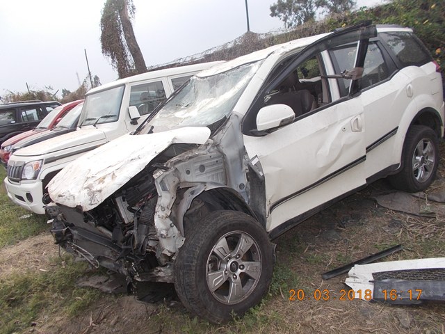 MAHINDRA 2015 picture 2