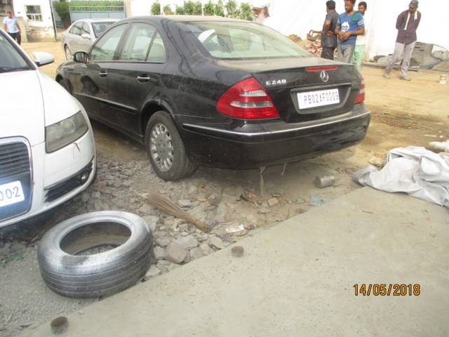 OTHERS 2002 picture 3