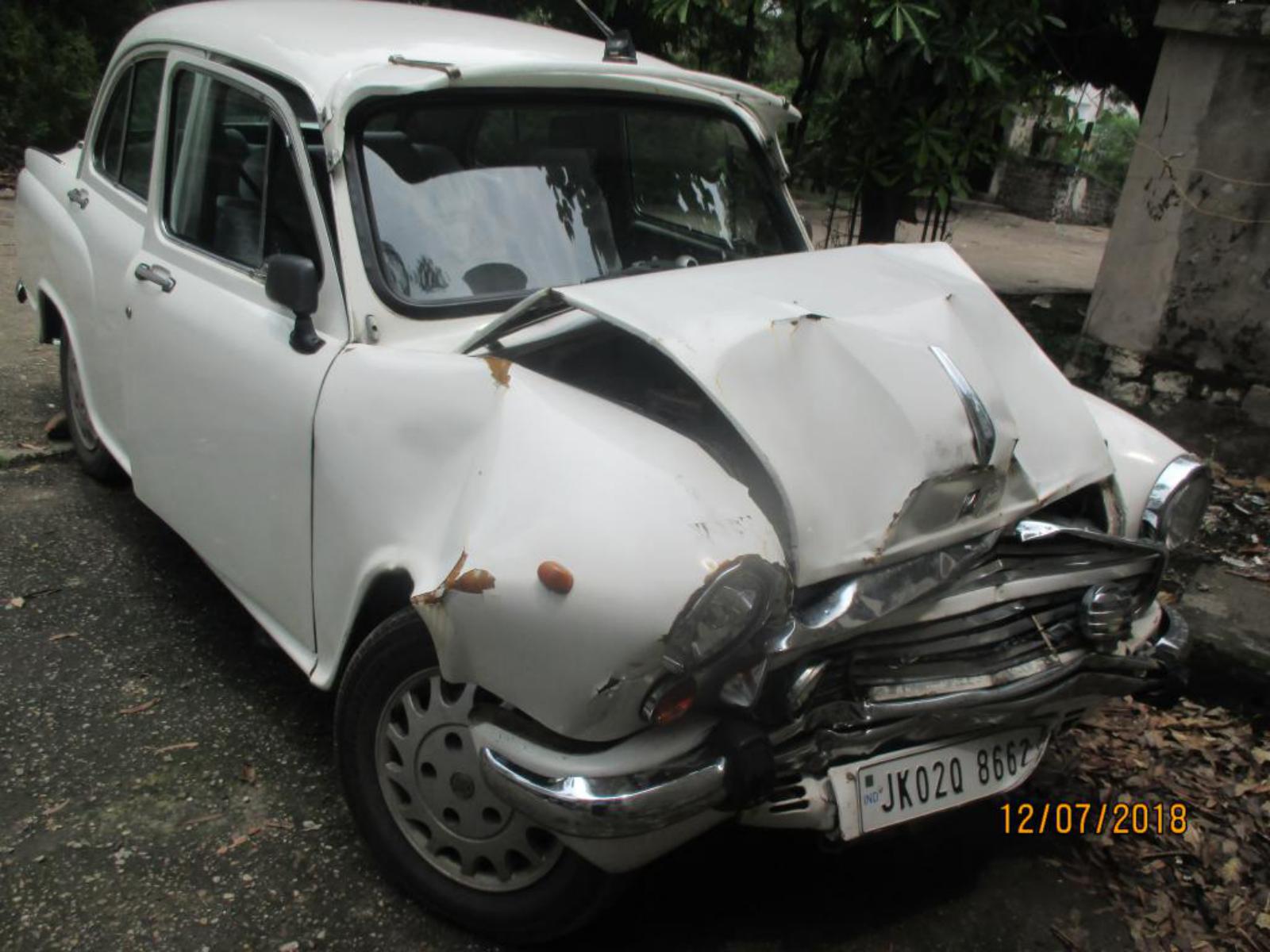 AMBASSADOR 2002 picture 3