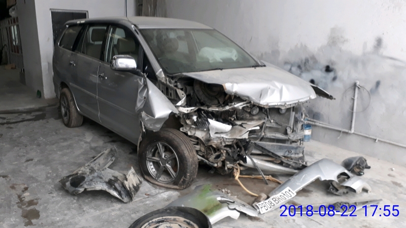 INNOVA-E-DIESEL 2009 picture 9