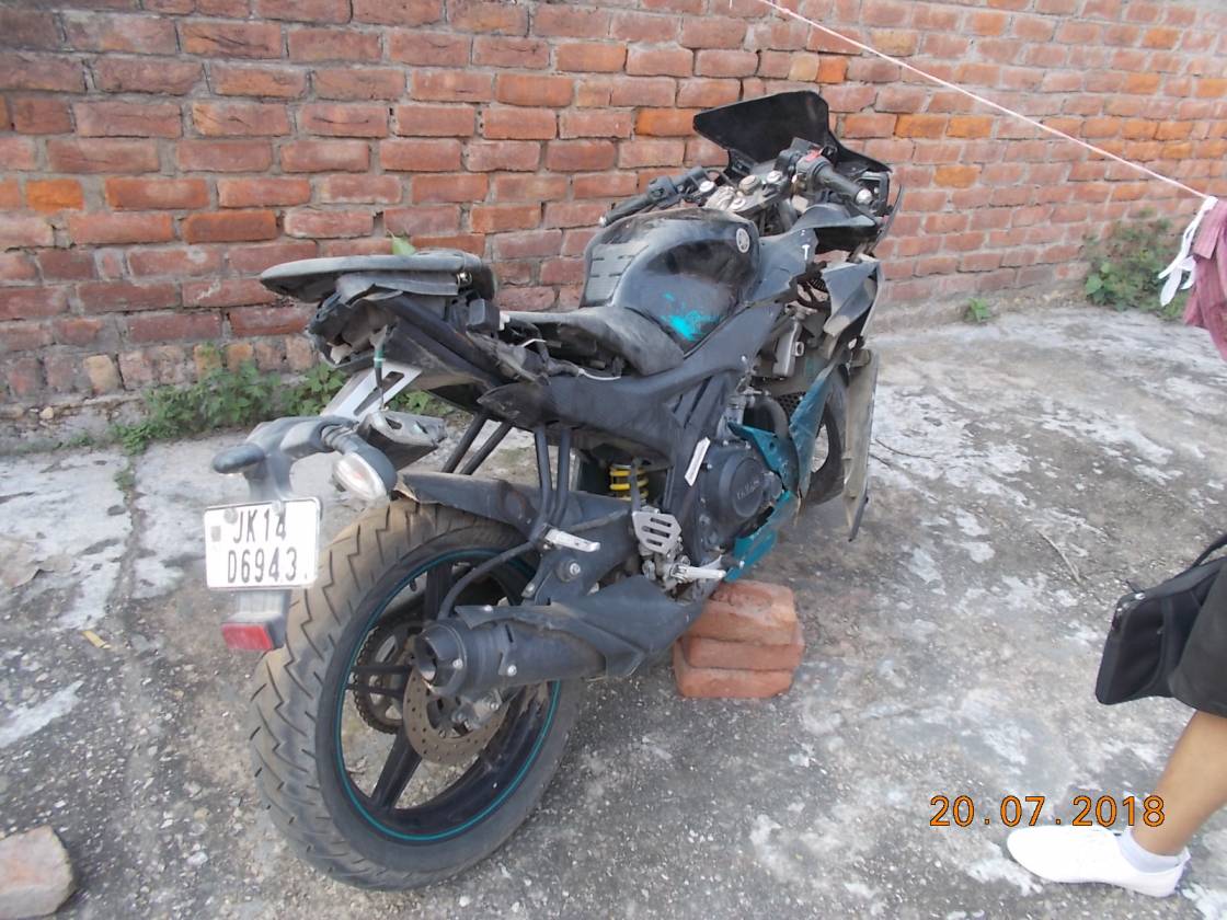 YZR-15 2015 picture 3