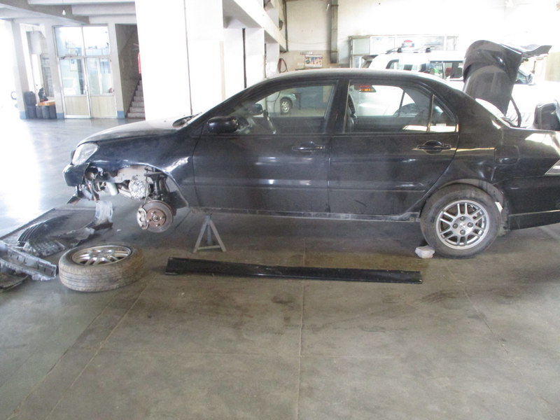 LANCER 2010 picture 2