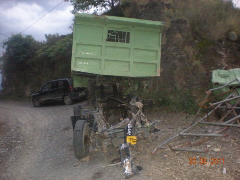SWARAJMAZDA 2004 picture 10