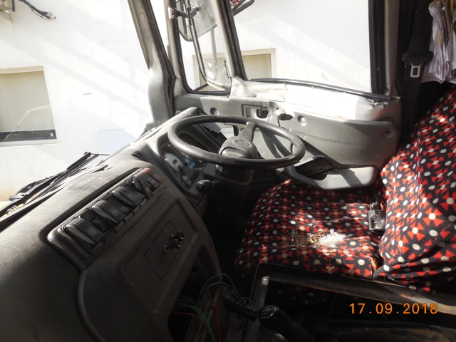 ASHOK-LEYLAND 2018 picture 5
