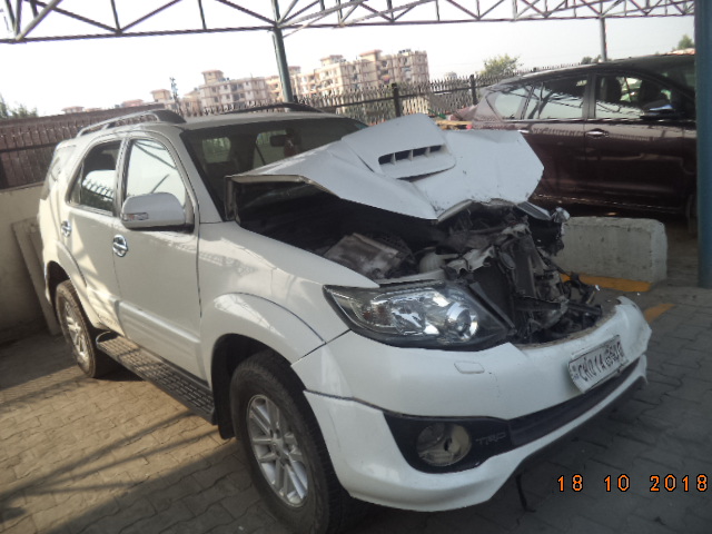 FORTUNER-3.0MT 2013 picture 2