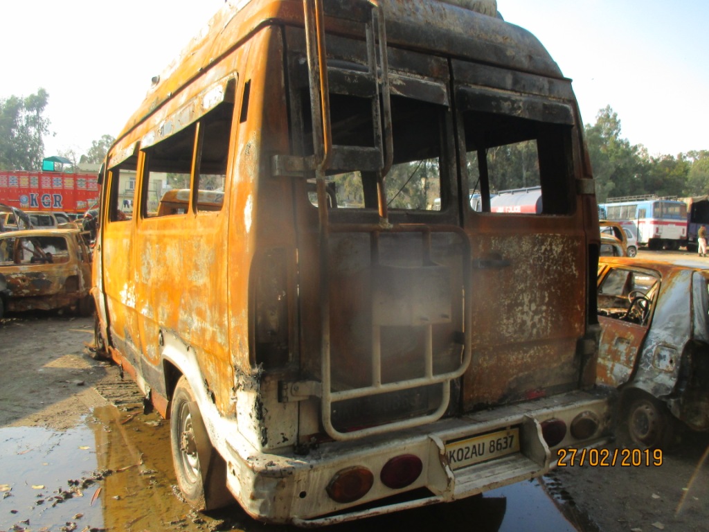 TEMPO-TRAVELLER 2012 picture 4