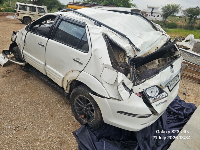 FOTRUNER 3.0L 2WD MT 2015 picture 2