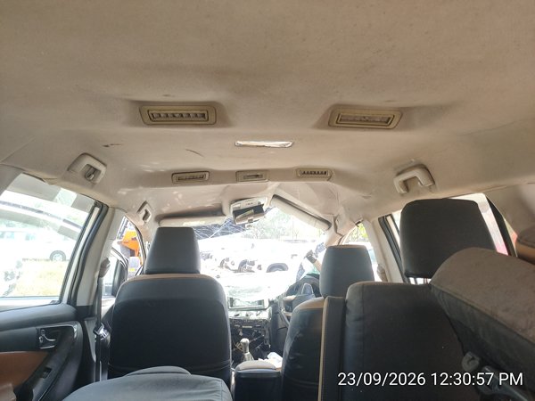 INNOVA CRYSTA 2.4G 2018 picture 6