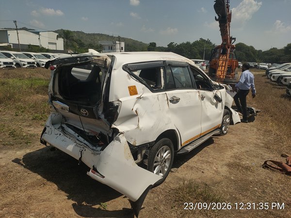 INNOVA CRYSTA 2.4G 2018 picture 7