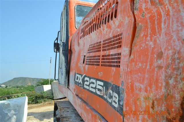 DOOSAN DX 225 2012 picture 6
